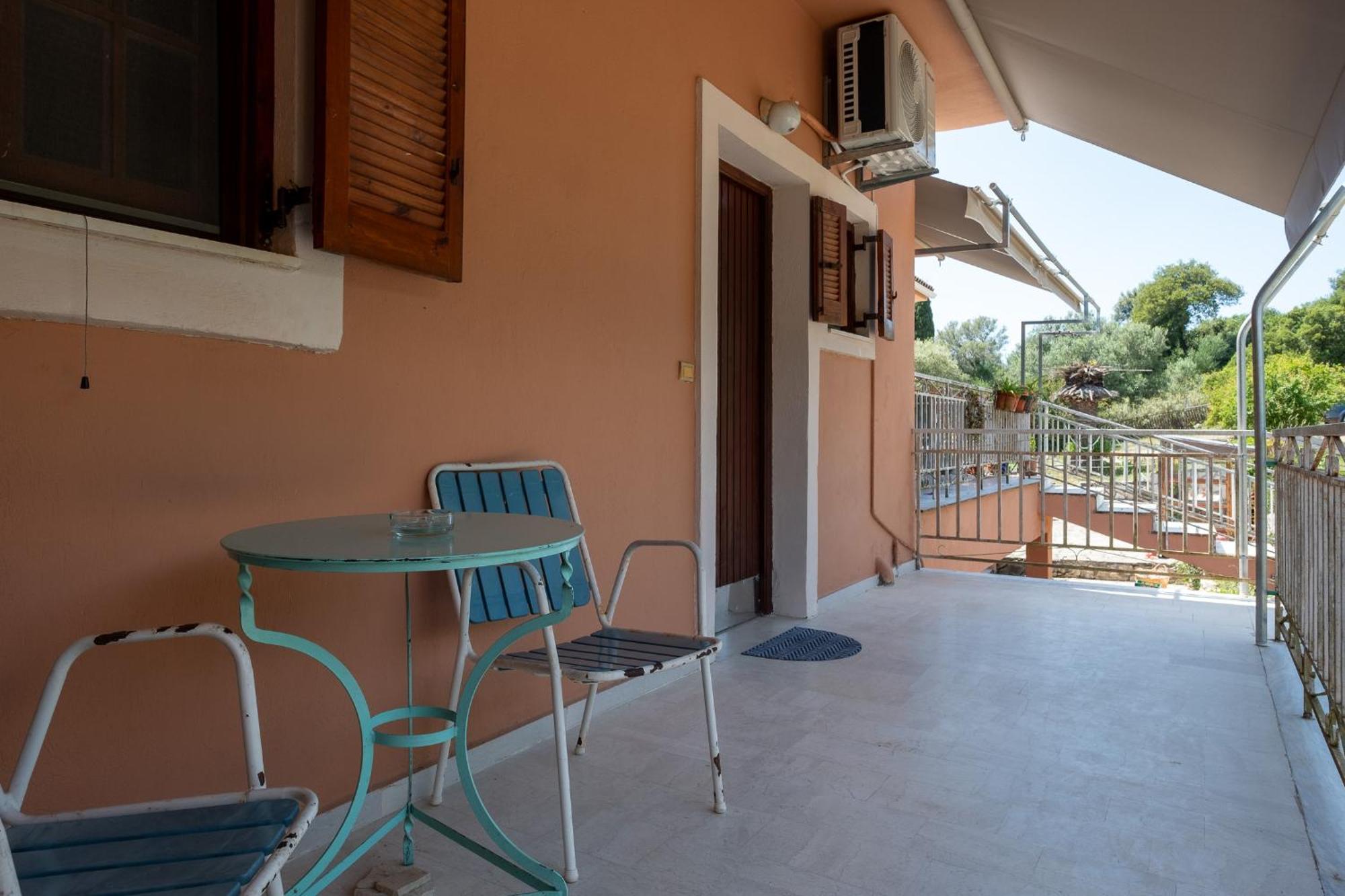 Appartement Kokkini Peach House à Kokkínion Extérieur photo